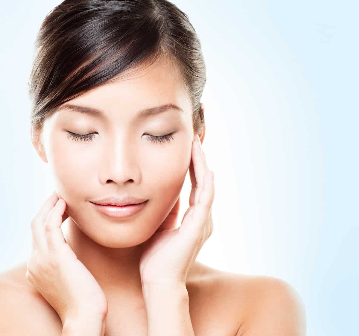 Chicago surgeon Dr. Michael Byun specializes in the midface facelift